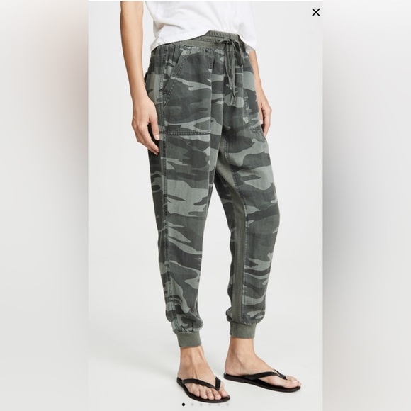 NWT SPLENDID Camo Jogger Pants military army elastic drawstring waist comfort - Picture 2 of 11